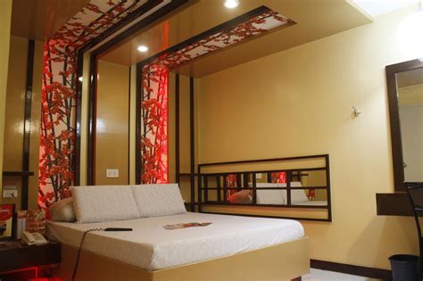 Rooms available at Hotel Sogo LRT Monumento Stn .